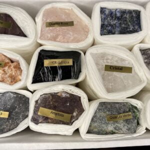 pingentes de selenita branca